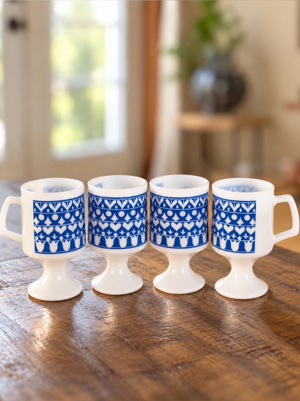 Vintage Blue & White Milk Glass Pedestal Mugs Set of 4 Retro Floral Tulip